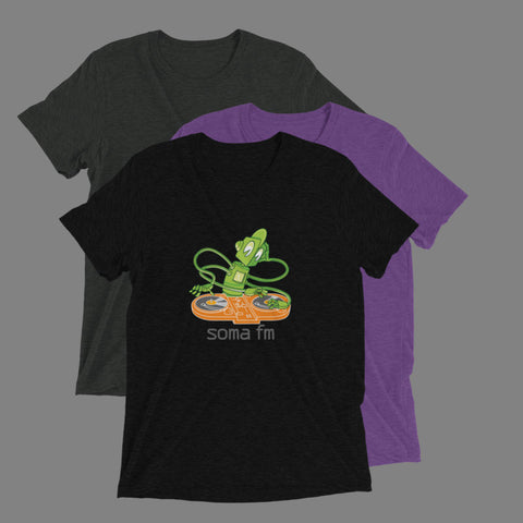 Robot DJ Short sleeve t-shirt